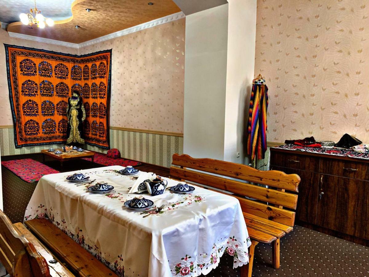 Hostel Imona Samarkand Exterior photo